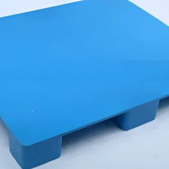 Plastic-Pallet-1000-x-1200-mm-Top-deck-Covered-Karachi-Lahore-Pakistan